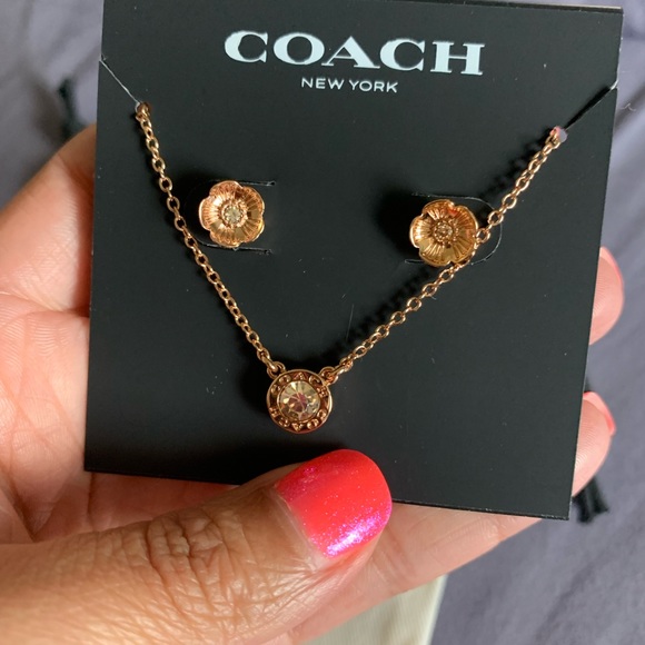 Coach Necklace And Tea Rose Stud Earrings Set- NWT - Picture 4 of 6